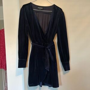 Kittenish navy velvet long sleeve mini dresss